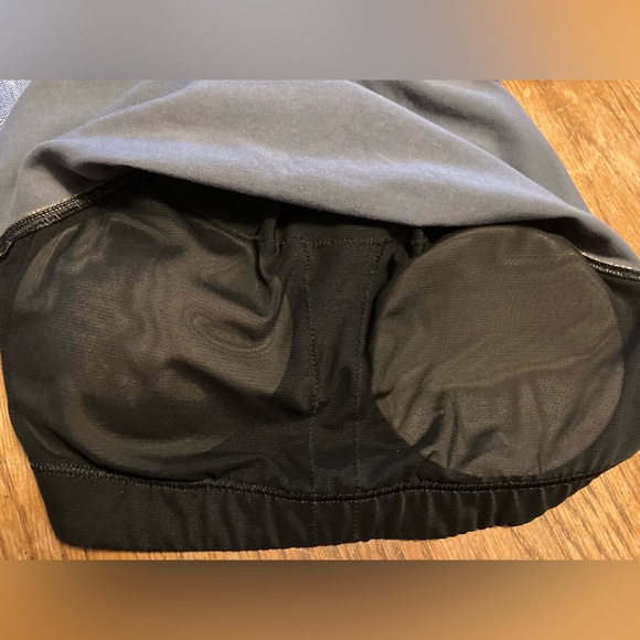 👚(bundle 4 items w/👚for $16) Work out bralette - Picture 7 of 7